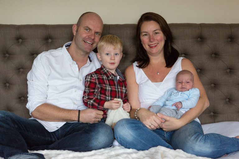 newborn Fotograaf Heerhugowaard, happy family, fotografie, babyfotografie, pasgeboren